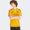 Koszulka adidas Real Madryt Away JSY IU5013 XL pomarańczowy